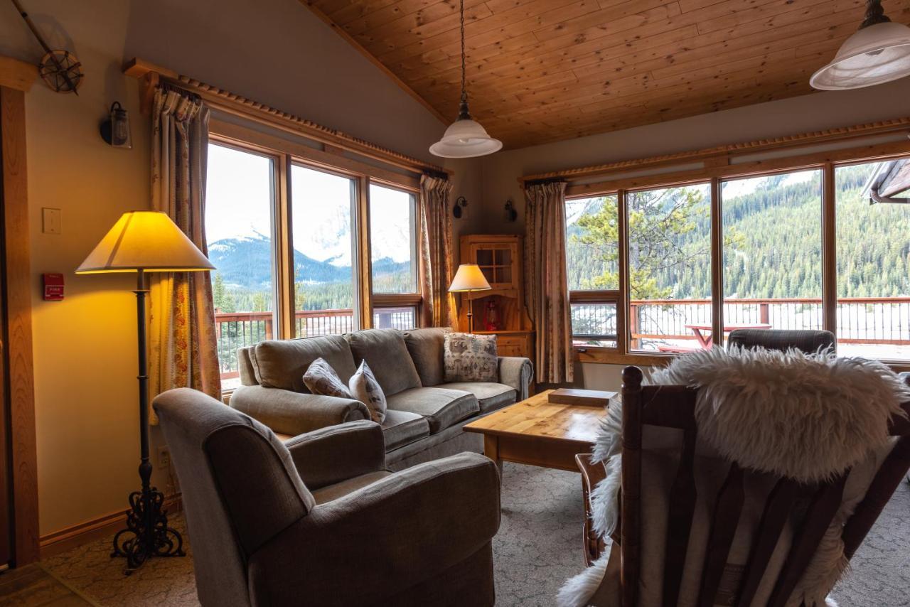 Mount Engadine Lodge Kananaskis ภายนอก รูปภาพ