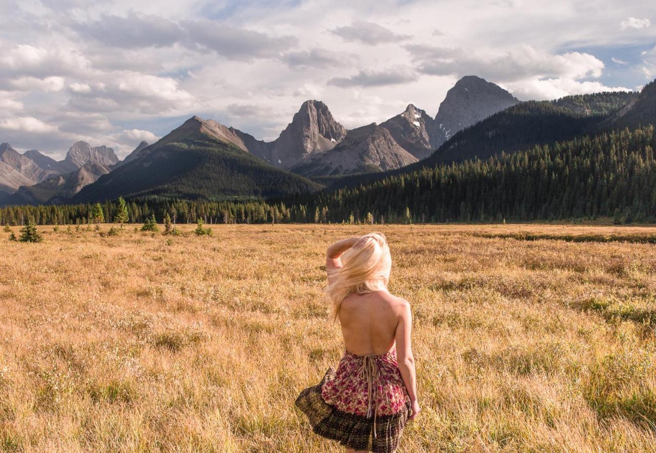 Mount Engadine Lodge Kananaskis ภายนอก รูปภาพ