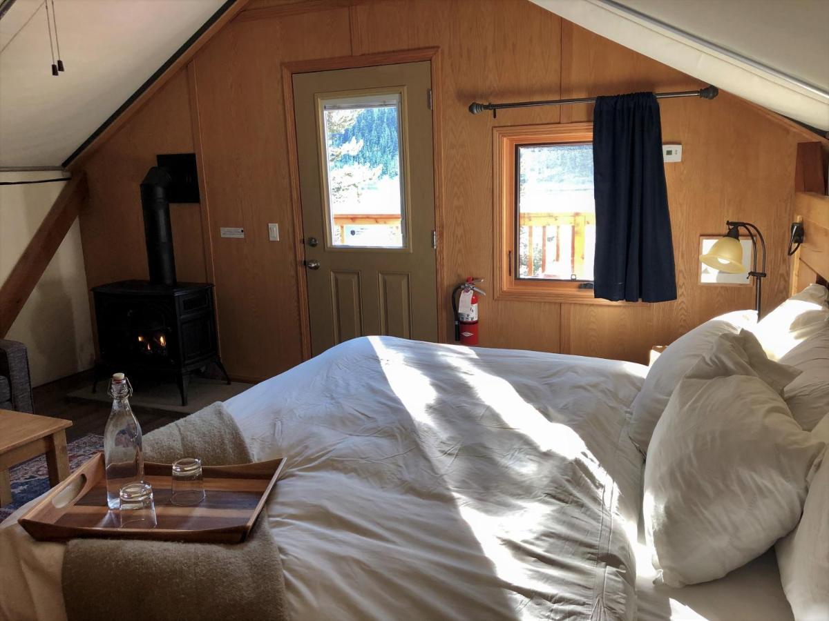 Mount Engadine Lodge Kananaskis ภายนอก รูปภาพ