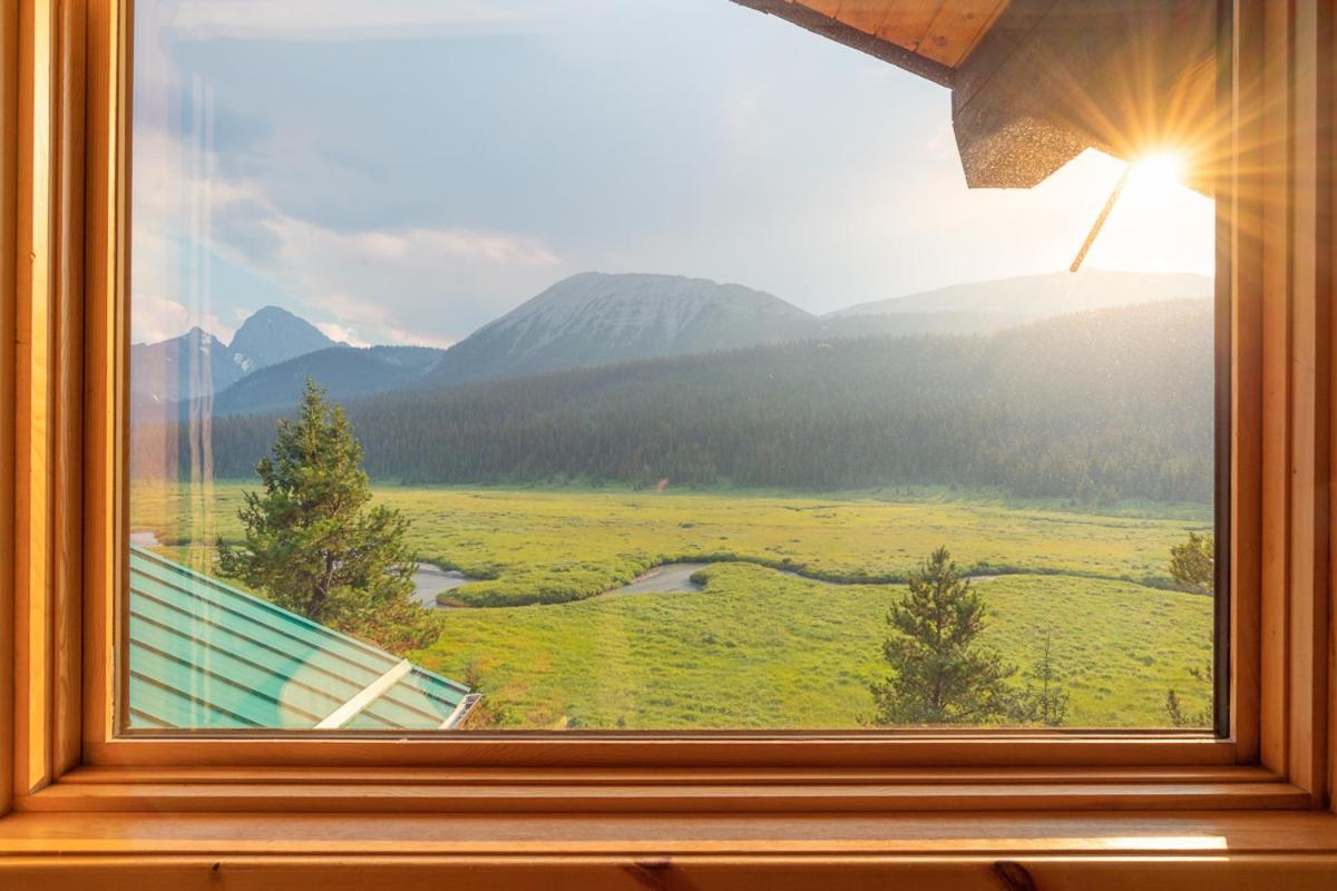 Mount Engadine Lodge Kananaskis ภายนอก รูปภาพ
