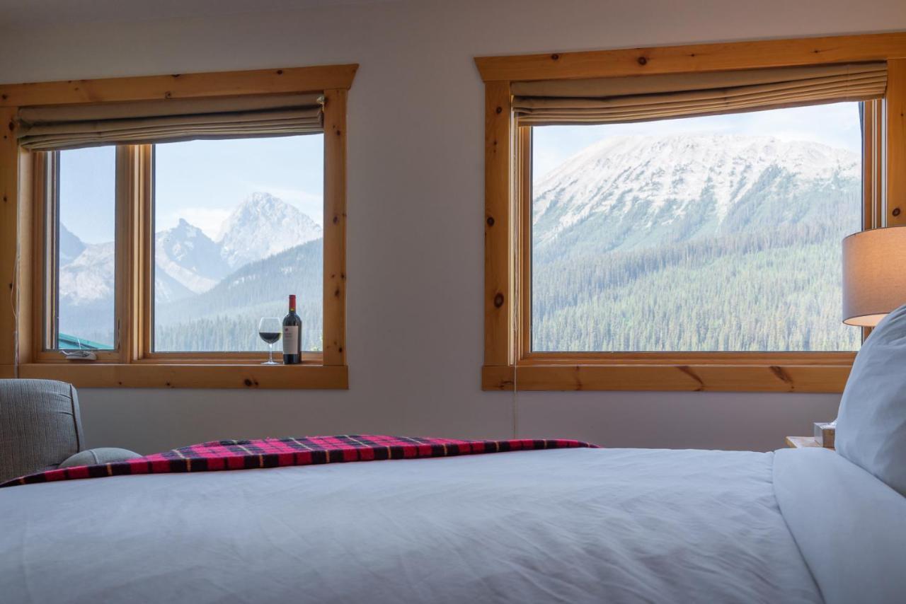 Mount Engadine Lodge Kananaskis ภายนอก รูปภาพ
